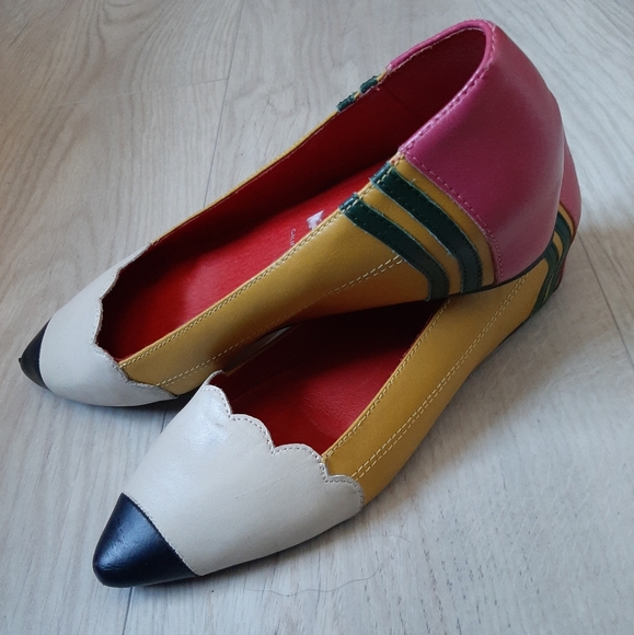Jeffrey Campbell Shoes - Vintage jeffery Campbell wedge shoes